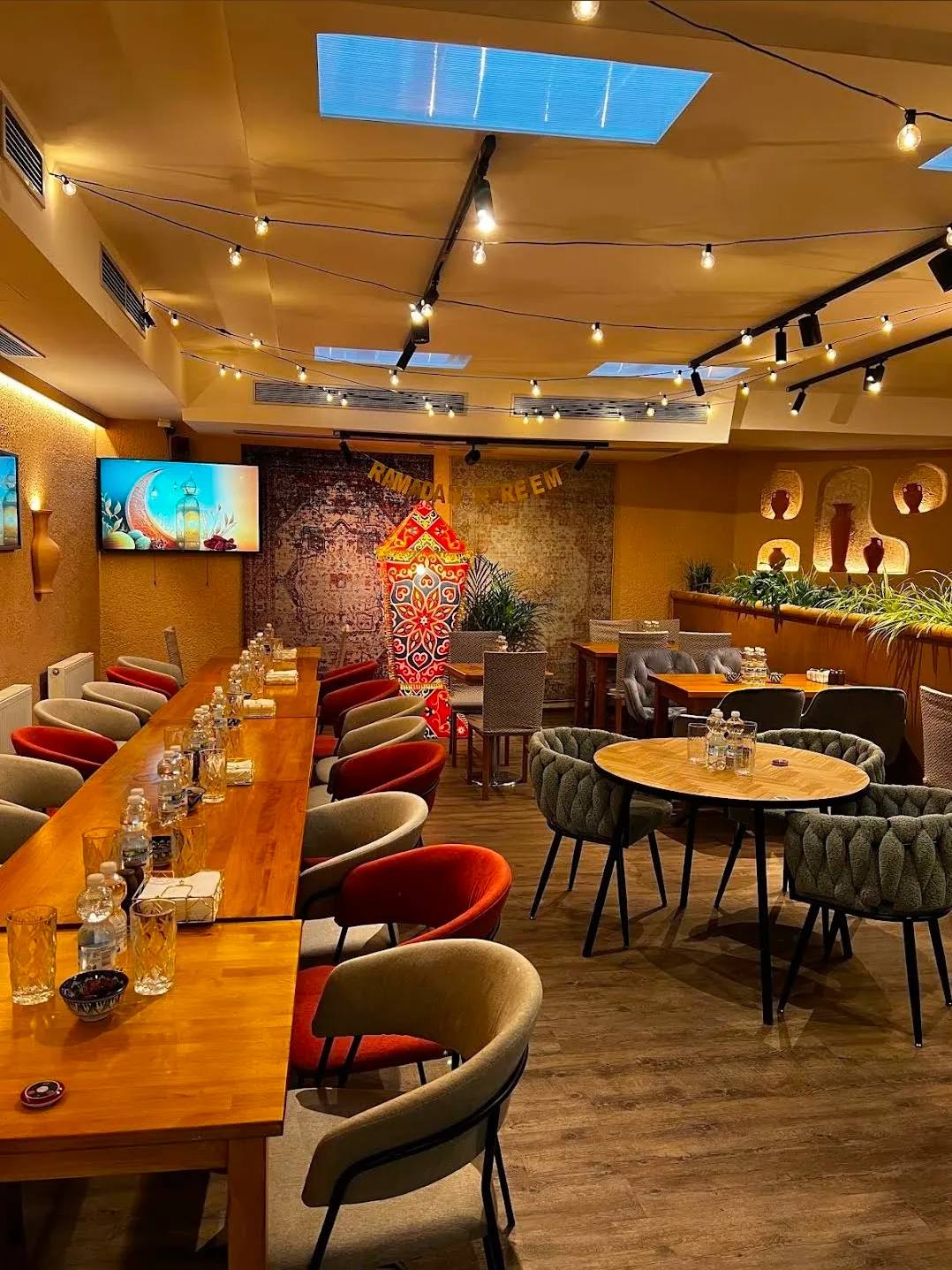 Oasis Prague Restaurant & Shisha Bar
